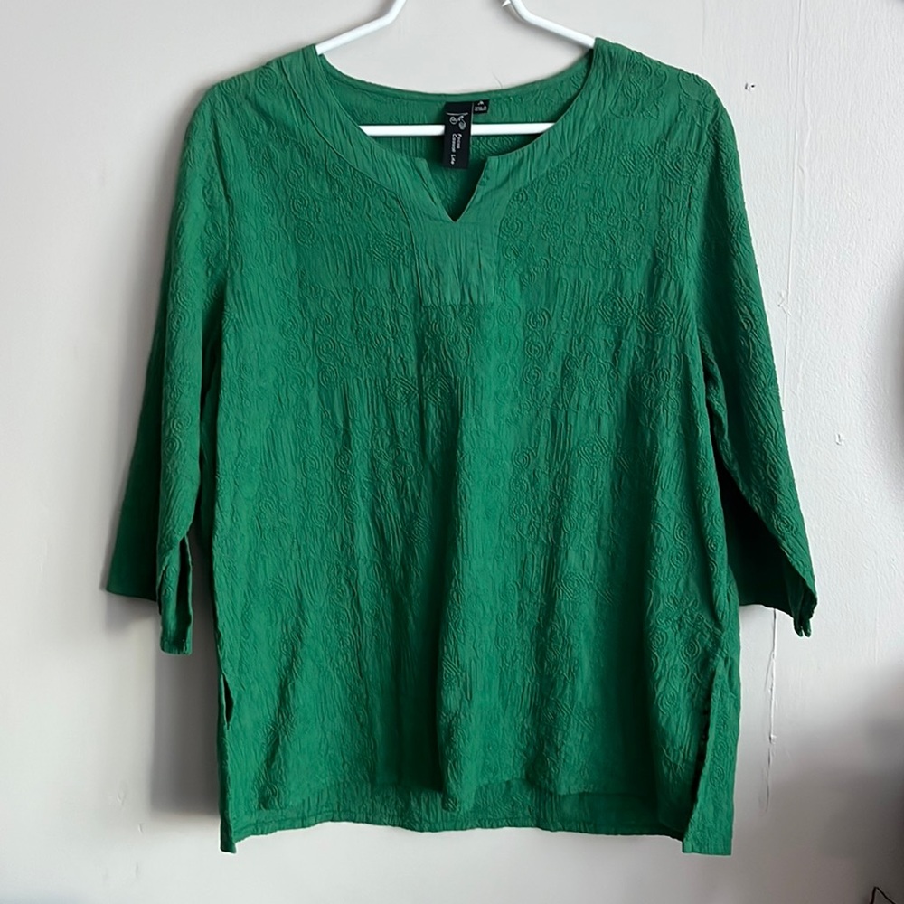 3/$40 Focus Casual Life Kelly Green Cotton Tunic Top 3/4 length sleeve with slit